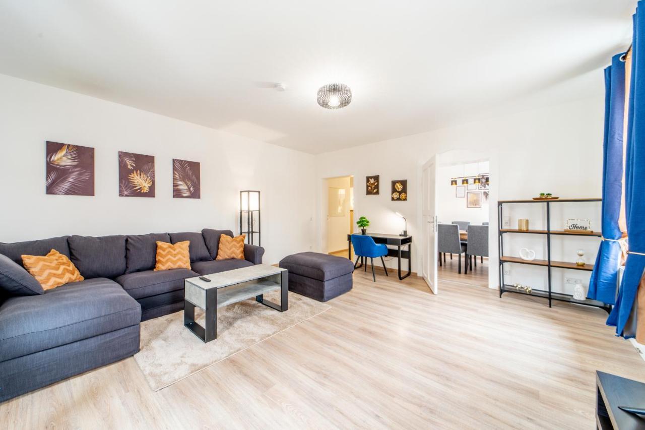 Grosse 3-Zimmer Wohnung - Zentral-Coburg - Kostenloser Parkplatz المظهر الخارجي الصورة