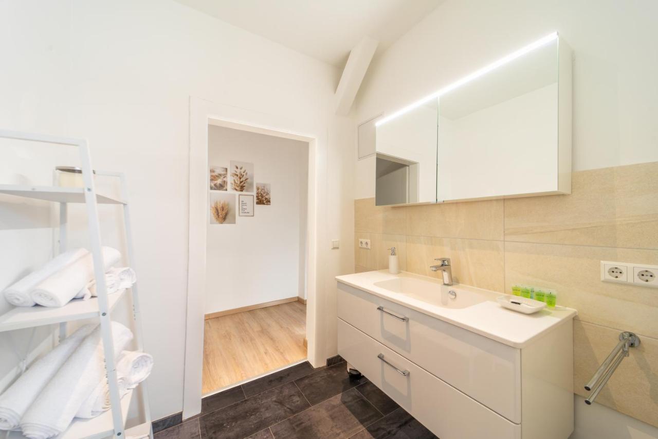 Grosse 3-Zimmer Wohnung - Zentral-Coburg - Kostenloser Parkplatz المظهر الخارجي الصورة